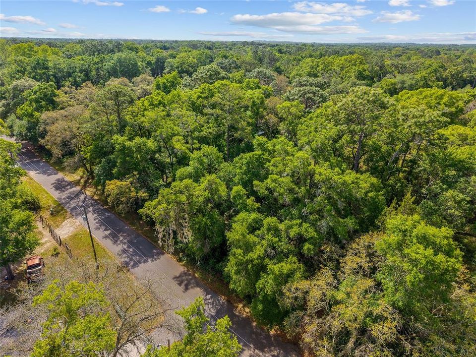 En Venta: $47,500 (0.50 acres)