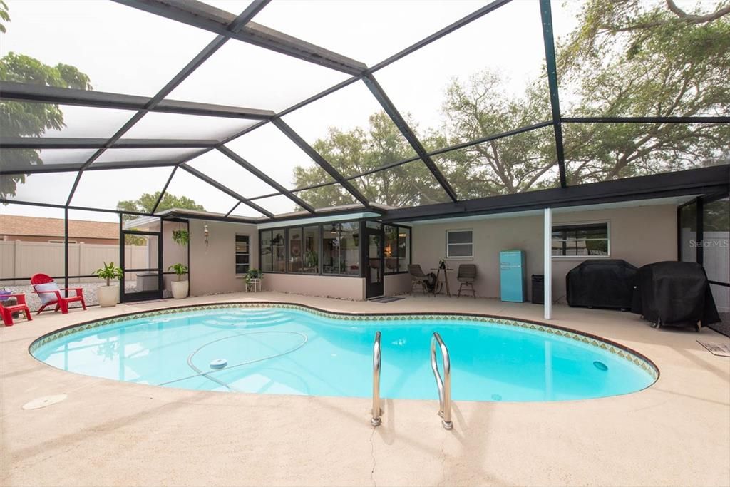 En Venta: $559,999 (3 camas, 2 baños, 1480 Pies cuadrados)