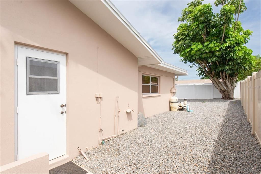 En Venta: $559,999 (3 camas, 2 baños, 1480 Pies cuadrados)