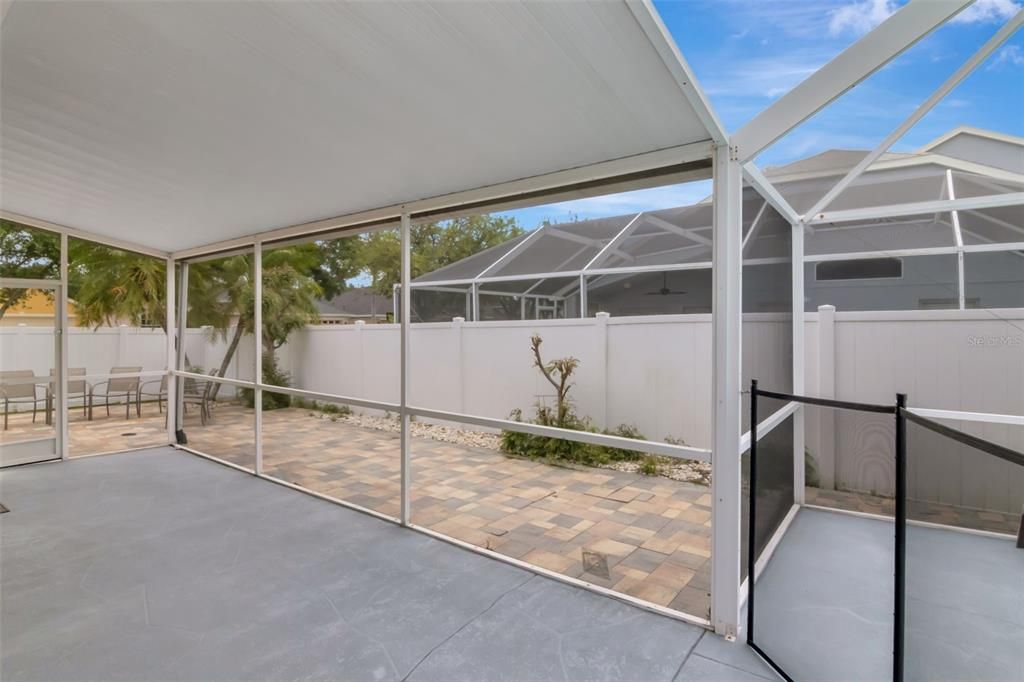 Active With Contract: $729,999 (4 beds, 3 baths, 2210 Square Feet)