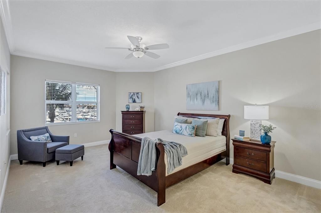 For Sale: $599,000 (3 beds, 2 baths, 2115 Square Feet)