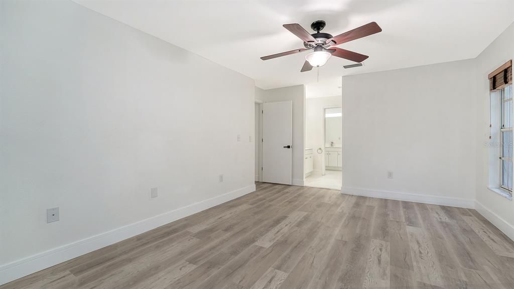 Activo con contrato: $584,900 (3 camas, 2 baños, 1574 Pies cuadrados)