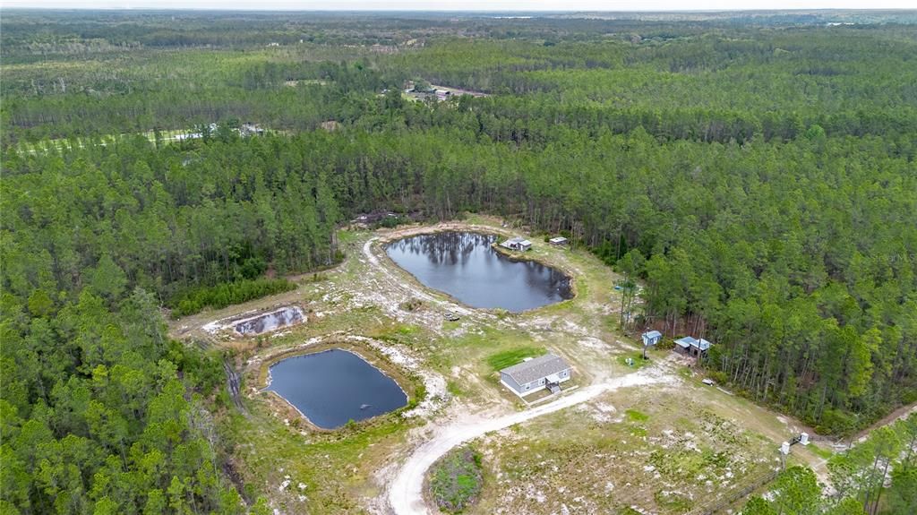 На продажу: $390,000 (4 спален, 2 ванн, 1404 Квадратных фут)