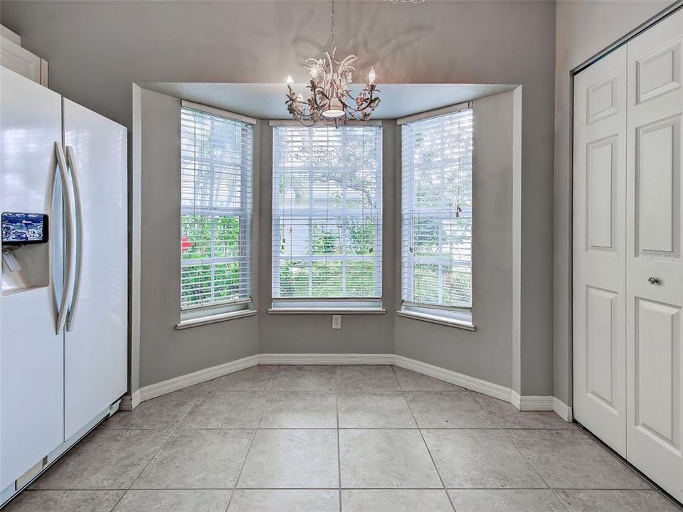 For Sale: $210,000 (2 beds, 2 baths, 1280 Square Feet)