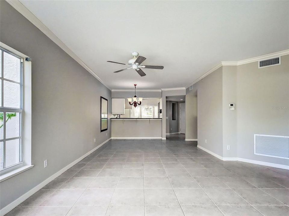For Sale: $210,000 (2 beds, 2 baths, 1280 Square Feet)