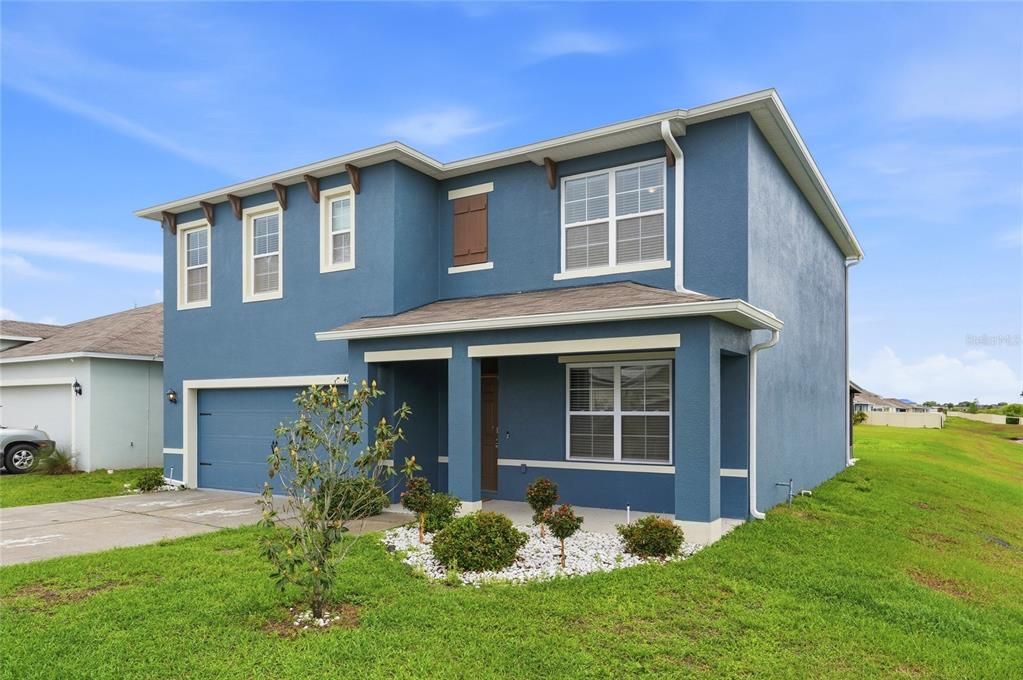Activo con contrato: $364,500 (5 camas, 3 baños, 2616 Pies cuadrados)