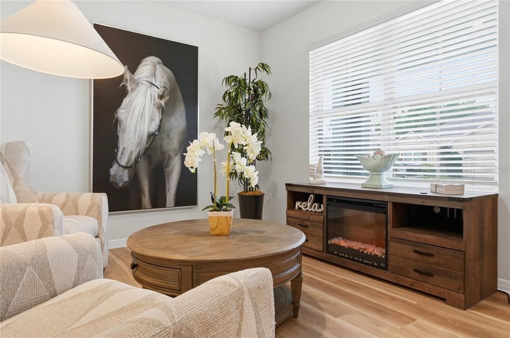 Activo con contrato: $364,500 (5 camas, 3 baños, 2616 Pies cuadrados)
