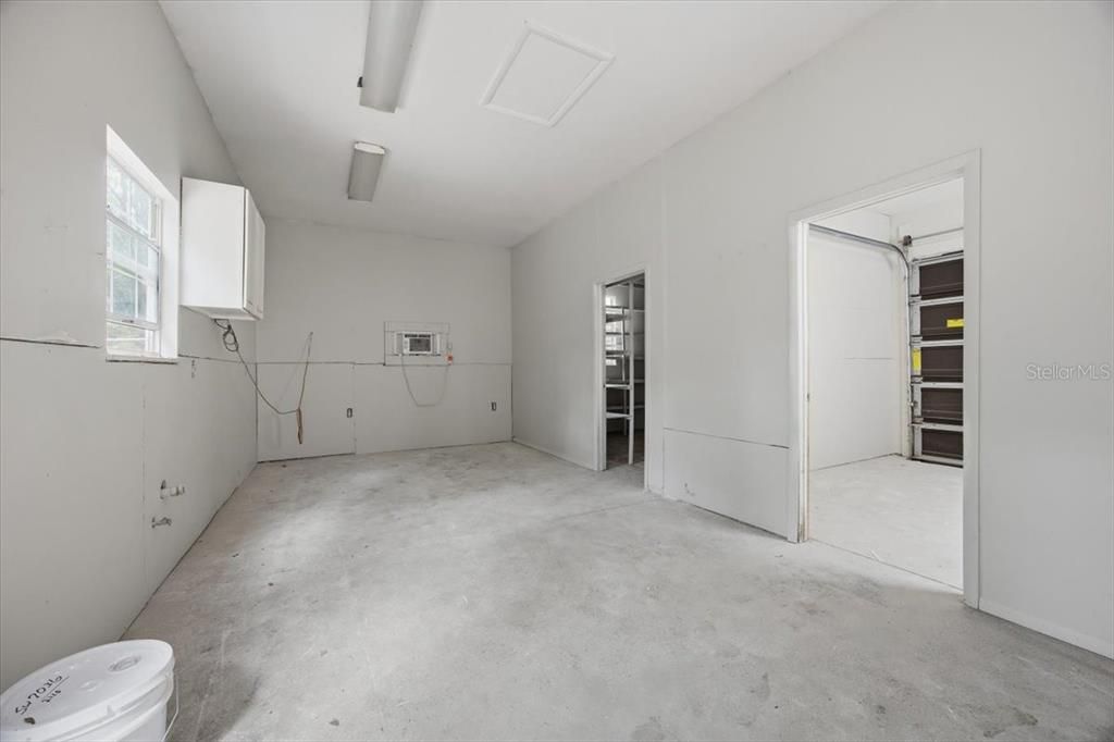 En Venta: $669,900 (4 camas, 3 baños, 2552 Pies cuadrados)