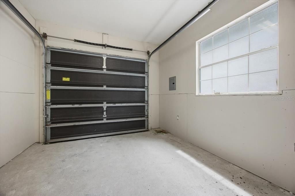 En Venta: $669,900 (4 camas, 3 baños, 2552 Pies cuadrados)