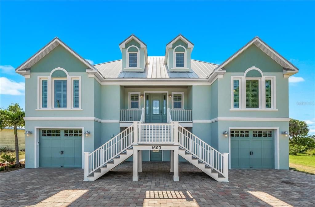 На продажу: $2,495,000 (5 спален, 5 ванн, 3115 Квадратных фут)