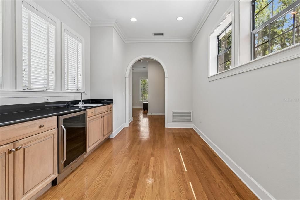 En Venta: $3,499,000 (4 camas, 4 baños, 6062 Pies cuadrados)