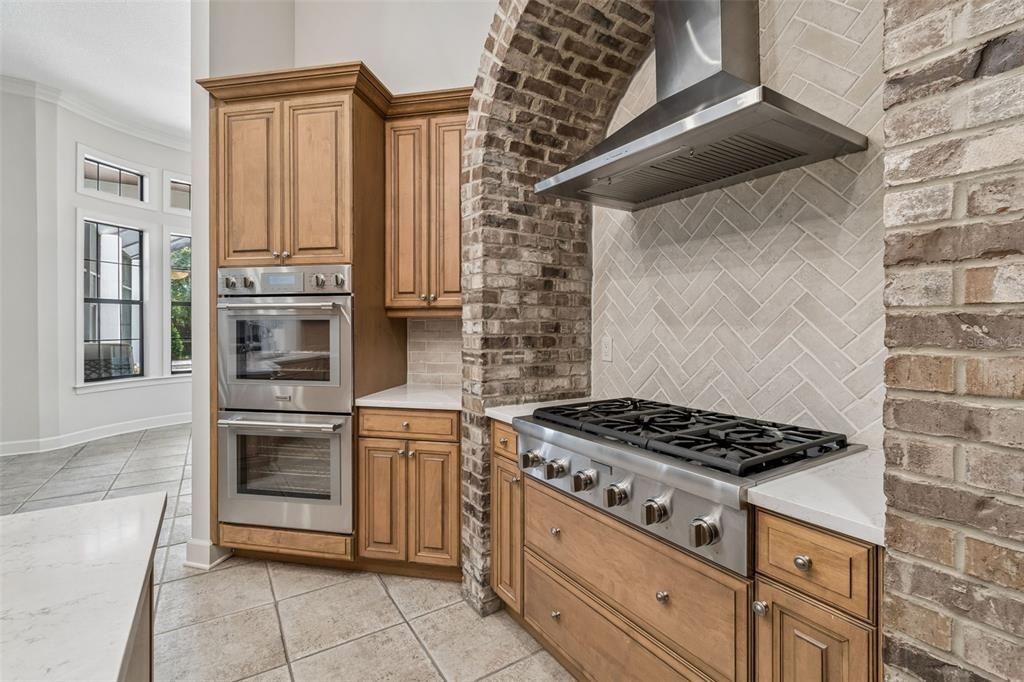 En Venta: $3,499,000 (4 camas, 4 baños, 6062 Pies cuadrados)