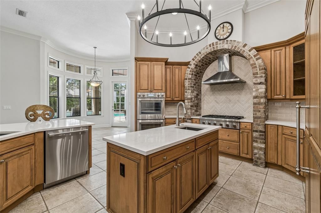 En Venta: $3,499,000 (4 camas, 4 baños, 6062 Pies cuadrados)