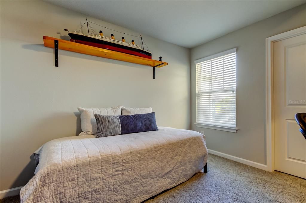 En Venta: $485,000 (3 camas, 2 baños, 2243 Pies cuadrados)