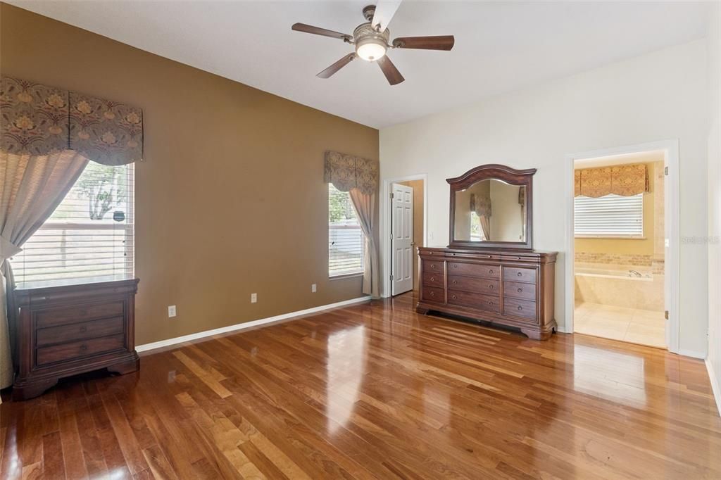 Activo con contrato: $445,000 (3 camas, 2 baños, 1791 Pies cuadrados)