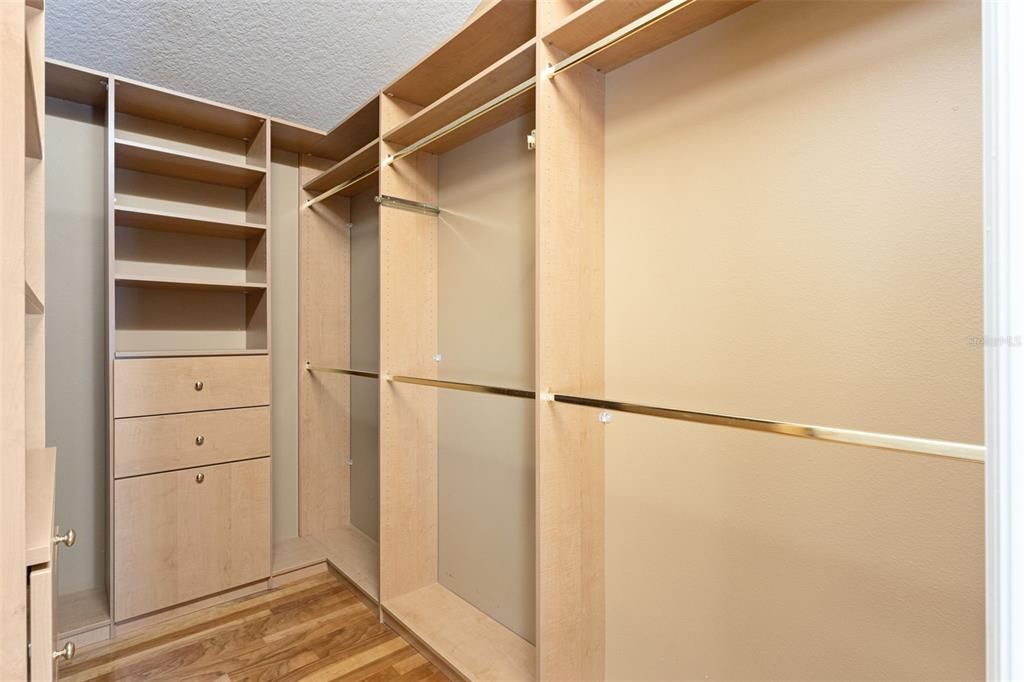 Activo con contrato: $445,000 (3 camas, 2 baños, 1791 Pies cuadrados)
