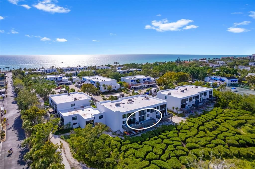 Active With Contract: $850,000 (2 beds, 2 baths, 1601 Square Feet)