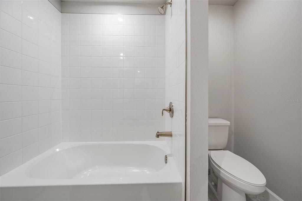 For Sale: $465,000 (3 beds, 2 baths, 2230 Square Feet)