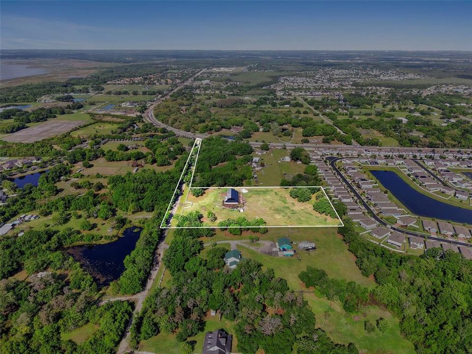 En Venta: $3,000,000 (5.12 acres)