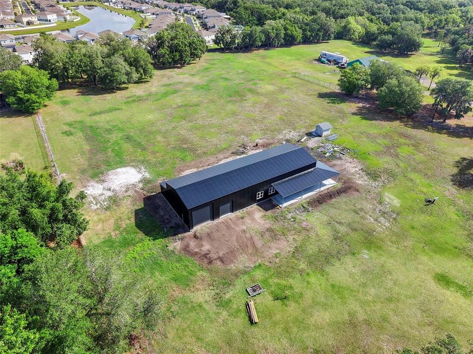 En Venta: $3,000,000 (5.12 acres)