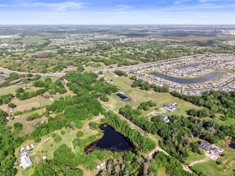 En Venta: $3,000,000 (5.12 acres)