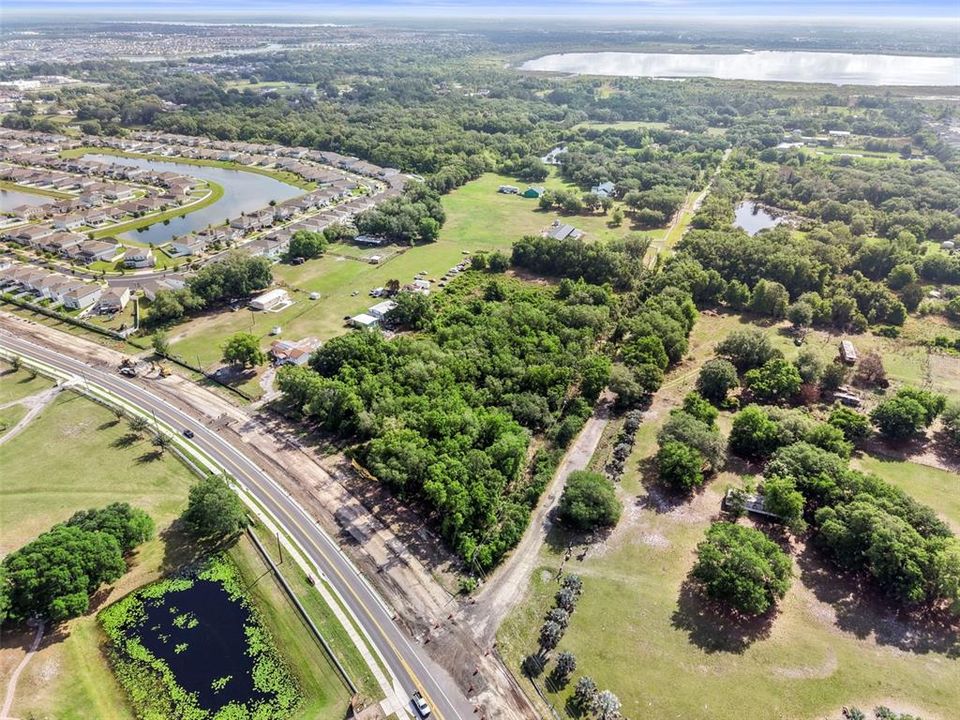 En Venta: $3,000,000 (5.12 acres)
