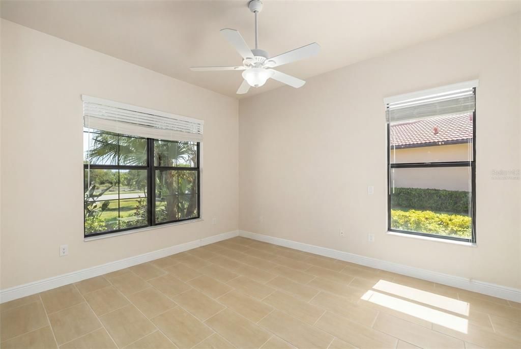 En Venta: $1,171,000 (3 camas, 4 baños, 3253 Pies cuadrados)