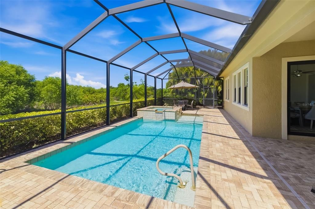 En Venta: $1,171,000 (3 camas, 4 baños, 3253 Pies cuadrados)