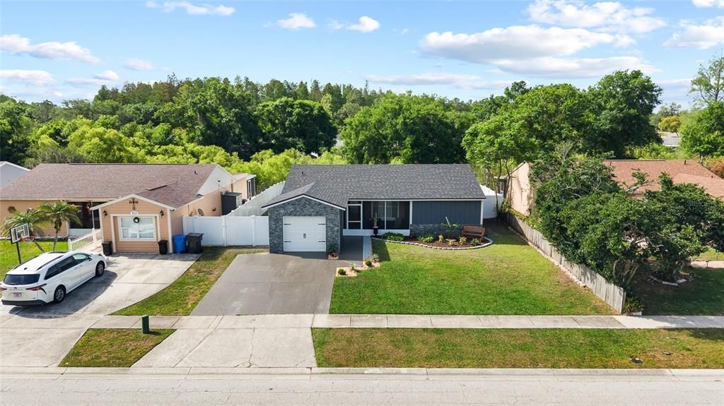 Active With Contract: $429,000 (3 beds, 2 baths, 1167 Square Feet)