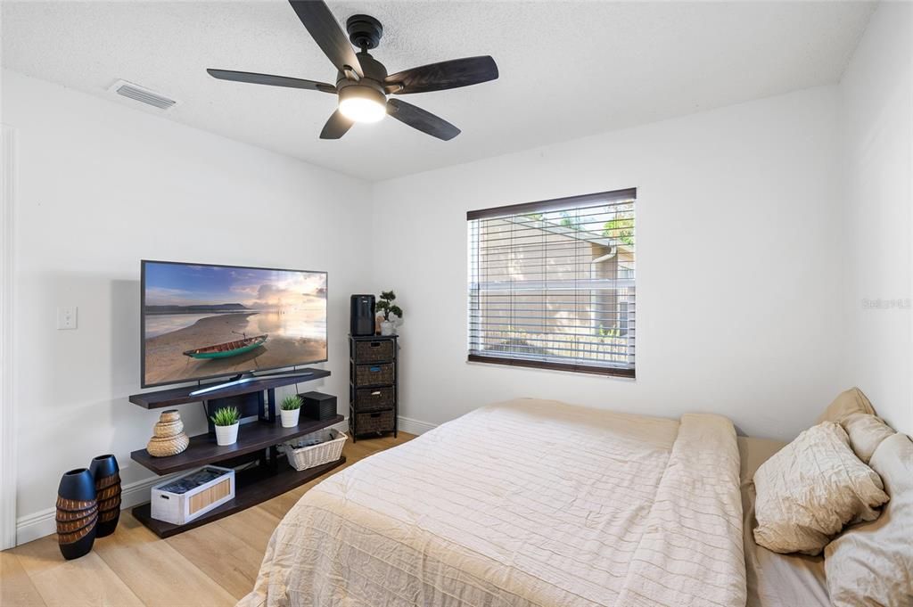 Active With Contract: $429,000 (3 beds, 2 baths, 1167 Square Feet)