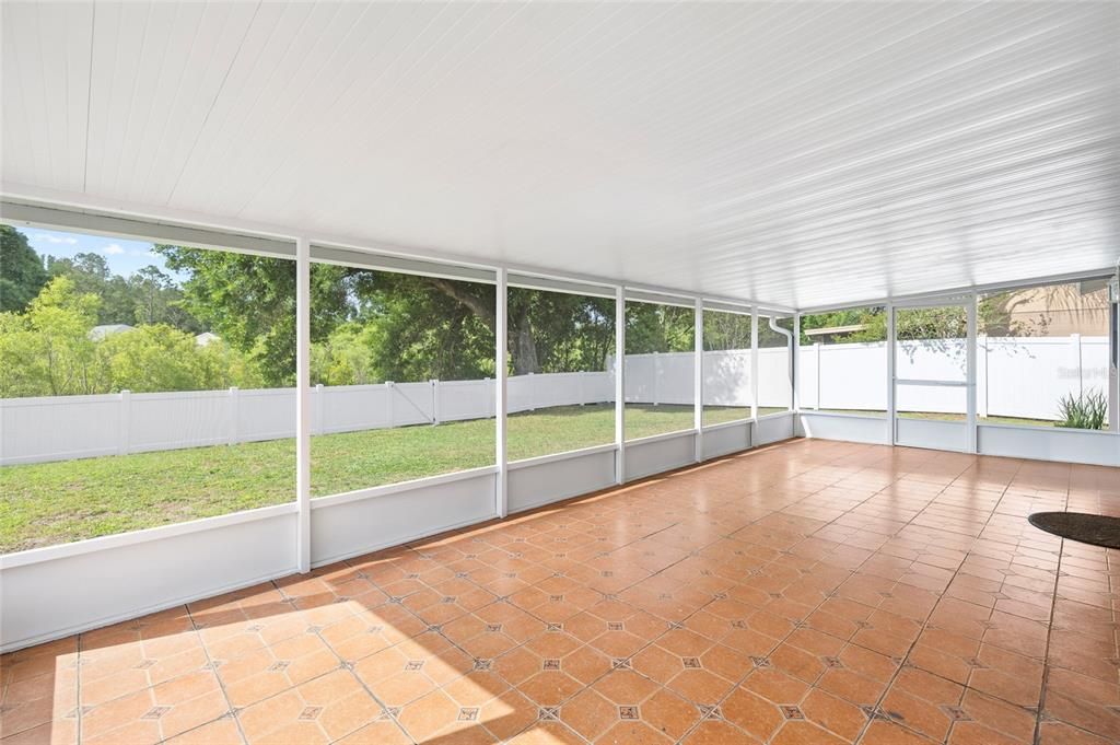 Active With Contract: $429,000 (3 beds, 2 baths, 1167 Square Feet)