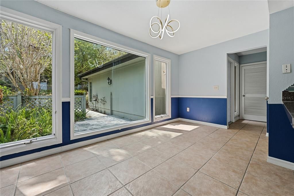 For Sale: $224,900 (2 beds, 2 baths, 1788 Square Feet)