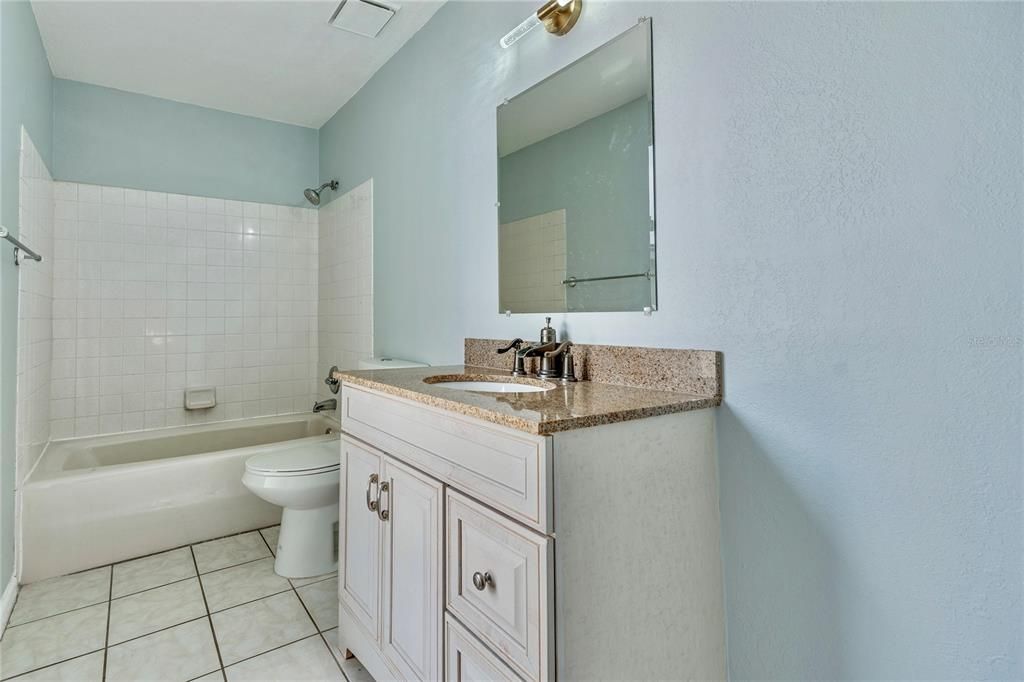 For Sale: $224,900 (2 beds, 2 baths, 1788 Square Feet)