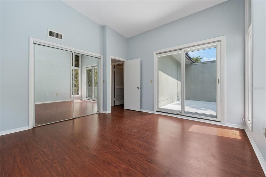 For Sale: $224,900 (2 beds, 2 baths, 1788 Square Feet)