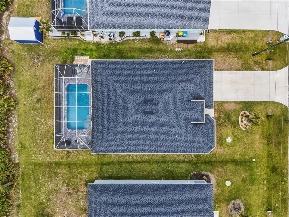 Activo con contrato: $400,000 (3 camas, 2 baños, 1704 Pies cuadrados)