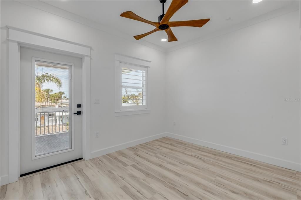 For Sale: $2,095,000 (4 beds, 3 baths, 2431 Square Feet)