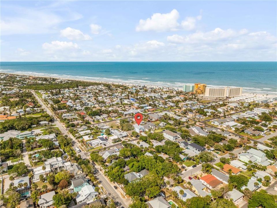For Sale: $2,095,000 (4 beds, 3 baths, 2431 Square Feet)