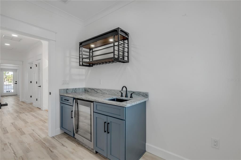 For Sale: $2,095,000 (4 beds, 3 baths, 2431 Square Feet)