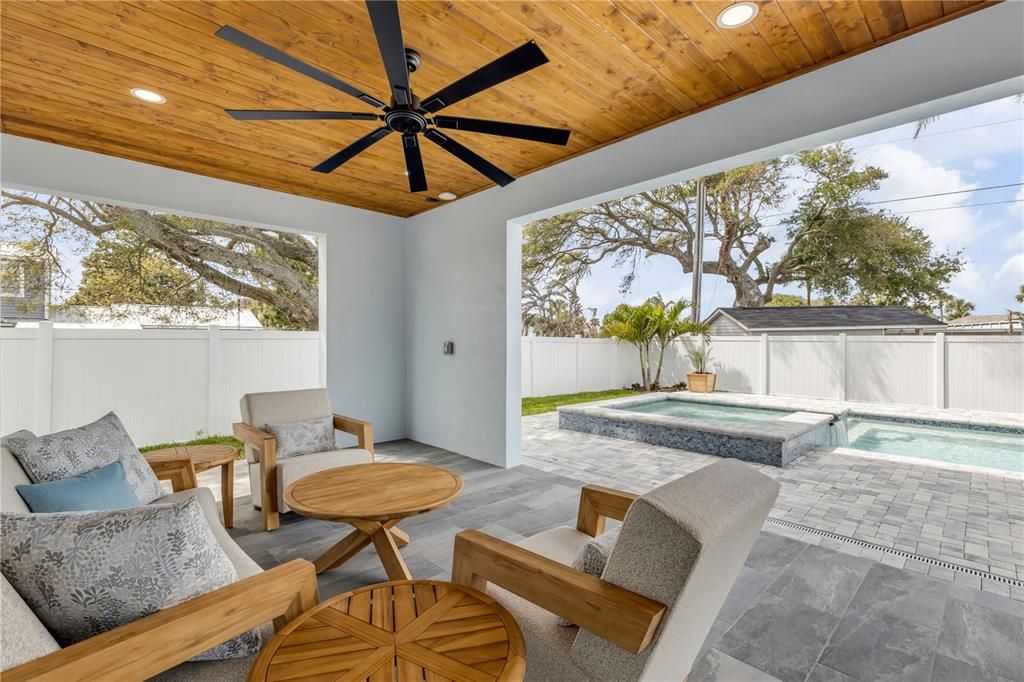 For Sale: $2,095,000 (4 beds, 3 baths, 2431 Square Feet)