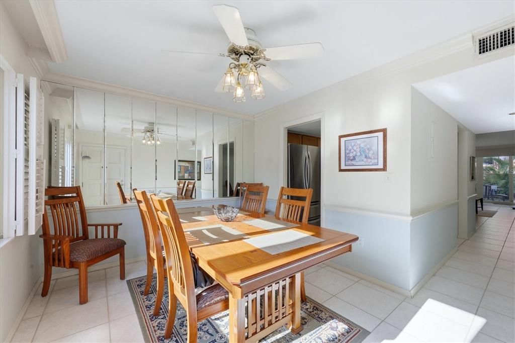 En Venta: $319,000 (2 camas, 2 baños, 1084 Pies cuadrados)