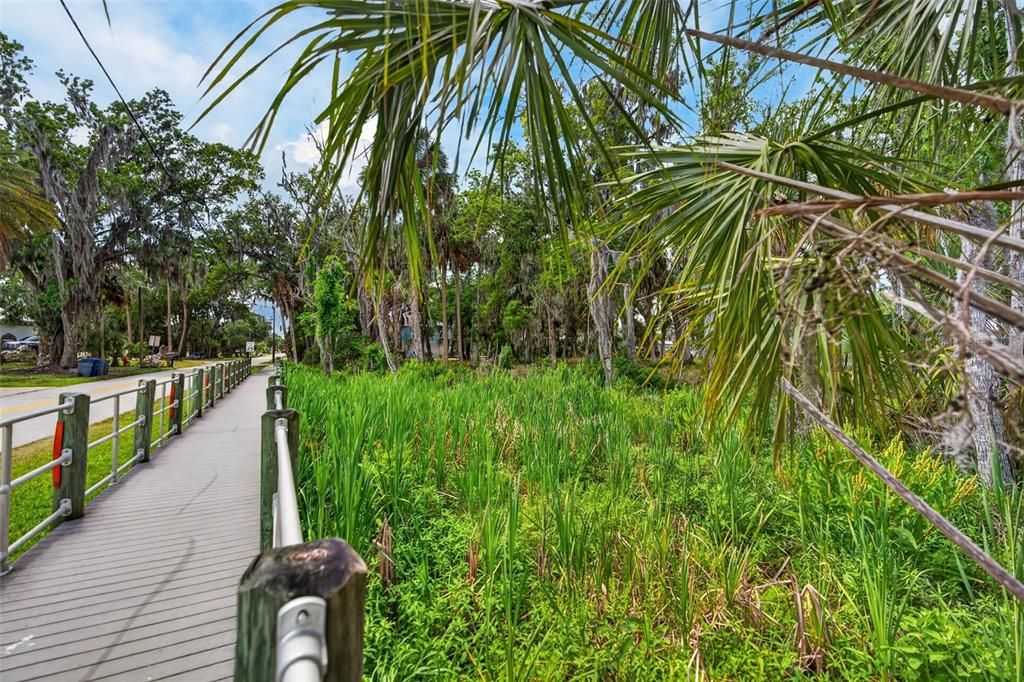 待售: $119,000 (0.38 acres)