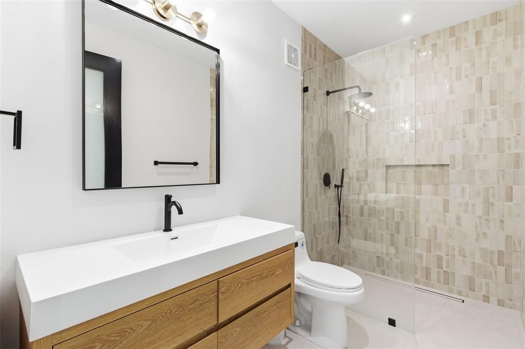 En Venta: $11,950,000 (5 camas, 5 baños, 5172 Pies cuadrados)
