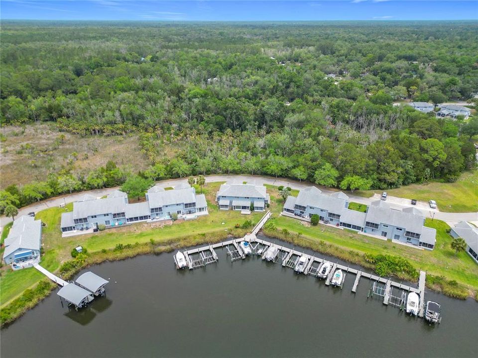 For Sale: $332,900 (2 beds, 2 baths, 1080 Square Feet)