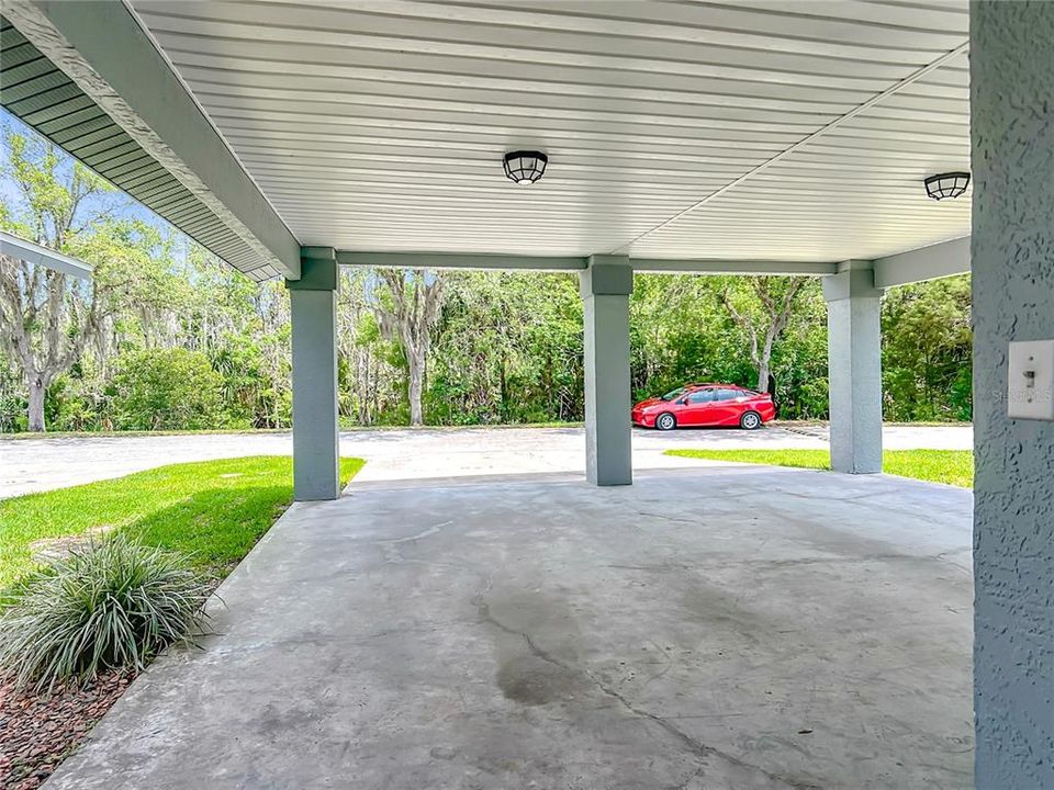 For Sale: $332,900 (2 beds, 2 baths, 1080 Square Feet)