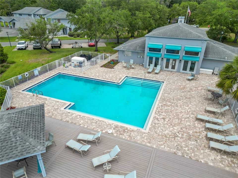 For Sale: $332,900 (2 beds, 2 baths, 1080 Square Feet)