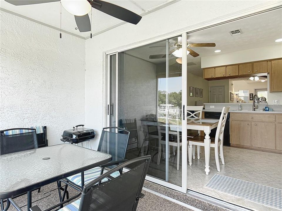For Sale: $332,900 (2 beds, 2 baths, 1080 Square Feet)