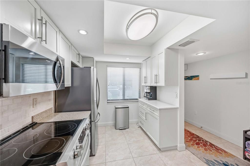 Activo con contrato: $234,500 (2 camas, 2 baños, 983 Pies cuadrados)