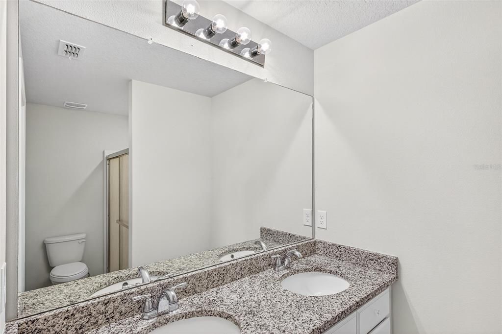 En Venta: $299,900 (3 camas, 2 baños, 1744 Pies cuadrados)