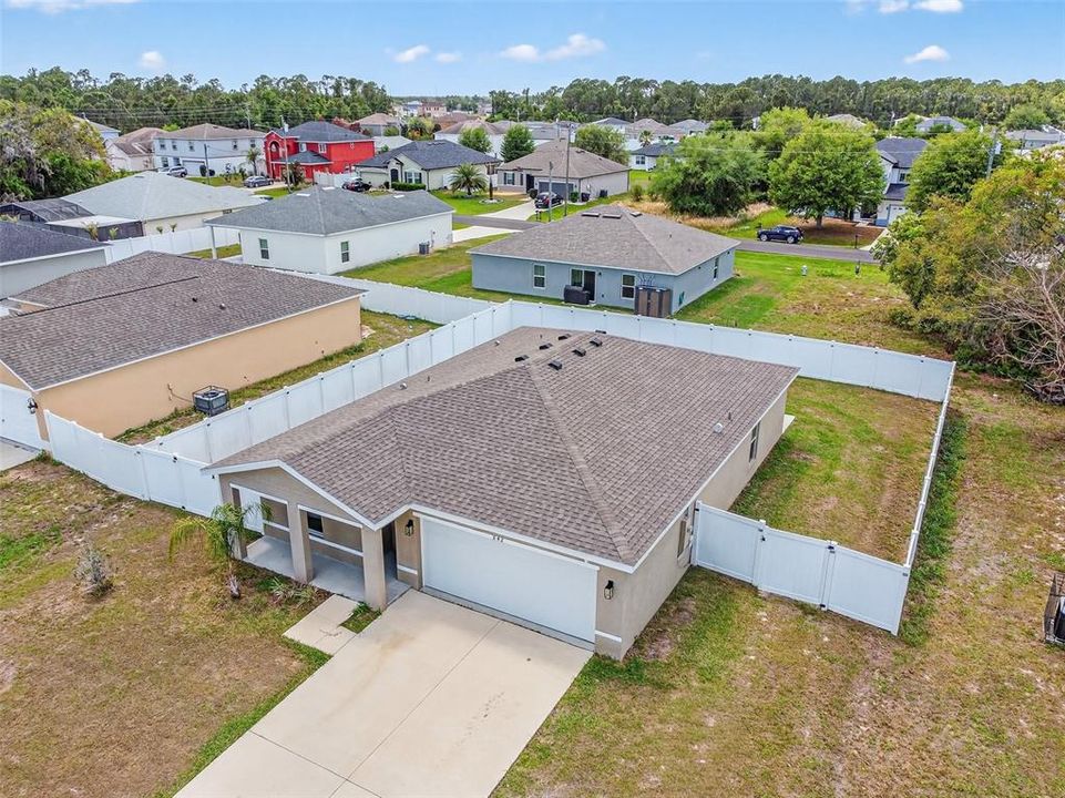 En Venta: $299,900 (3 camas, 2 baños, 1744 Pies cuadrados)