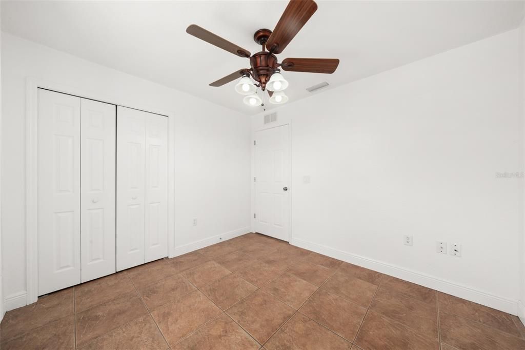 For Sale: $999,000 (5 beds, 3 baths, 2028 Square Feet)